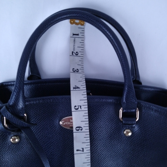 Vintage Authentic Coach Navy Handbag Medium Size - Picture 10 of 12